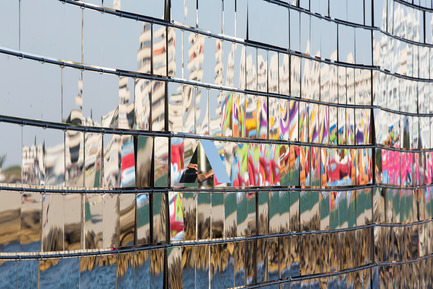 Press kit | 982-19 - Press release | «Breath Box» - Installation éphémère pour le Festival des Architectures Vives à La Grande Motte - NAS architecture - Art - Photo credit: Paul KOZLOWSKI ©photoarchitecture<br>Site&nbsp;: http://photoarchitecture.com