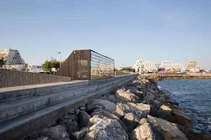 Press kit | 982-19 - Press release | «Breath Box» - Installation éphémère pour le Festival des Architectures Vives à La Grande Motte - NAS architecture - Art - Photo credit: Paul KOZLOWSKI ©photoarchitecture<br>Site&nbsp;: http://photoarchitecture.com