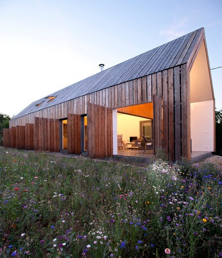 Press kit | 1028-03 - Press release | Announcing the shortlist for the LEAF Awards, 10th October 2014 - LEAF International - Competition - CoCo Architecture, Cornilleau House, Cornilleau House, France - Photo credit: Photo courtesy LEAF Awards