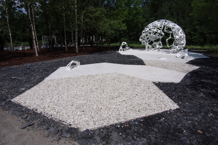 Press kit | 837-08 - Press release | The Gardens of the 15th International Garden Festival seduce visitors - International Garden Festival / Reford Gardens - Event + Exhibition -       MÉRISTÈME by Châssi [Marie-Josée Gagnon, Caroline Magar, François Leblanc]<br>Montréal (Québec) Canada<br><br>A macroscopic structural representation of plant cell systems reminds us of the significant role of plant biodiversity in ensuring the future of human society.<br>       - Photo credit: Louise Tanguay