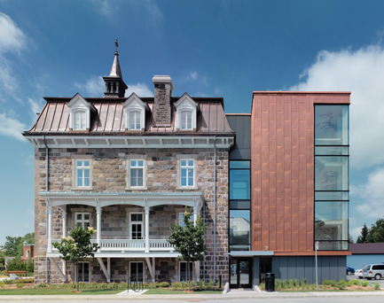 Press kit | 1172-02 - Press release | Saint Roch-de-l’Achigan City Hall - Affleck de la Riva architects - Institutional Architecture - Photo credit: Marc Cramer