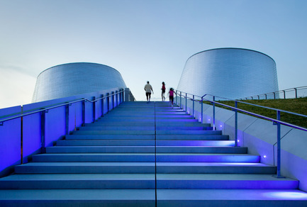 Press kit | 675-06 - Press release | Rio Tinto Alcan Planetarium - Cardin Ramirez Julien + Aedifica - Commercial Architecture - Photo credit: 







Stéphane Brügger