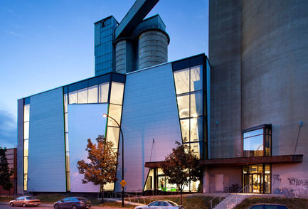 Press kit | 1117-01 - Press release | Allez-Up – Montreal’s First Rock Climbing Gym - Smith Vigeant architectes - Commercial Architecture - Photo credit: Stéphane Brugger