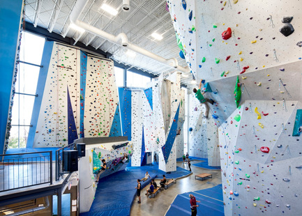 Press kit | 1117-01 - Press release | Allez-Up – Montreal’s First Rock Climbing Gym - Smith Vigeant architectes - Commercial Architecture - Photo credit: Stéphane Brugger