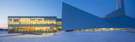 Press kit | 1123-01 - Press release | Monique Corriveau-Library - Dan Hanganu + Côté Leahy Cardas architectes - Institutional Architecture - Photo credit: Stéphane Groleau