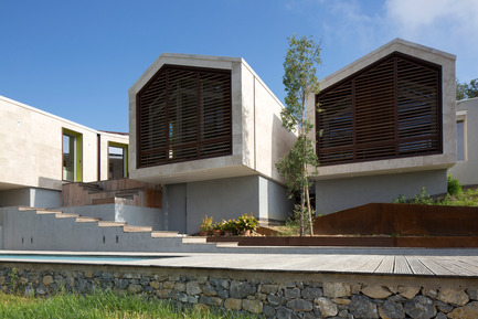 Press kit | 921-03 - Press release | Individual House - Elodie Nourrigat et Jacques Brion architectes - Real Estate - Photo credit: Paul KOZLOWSKI 