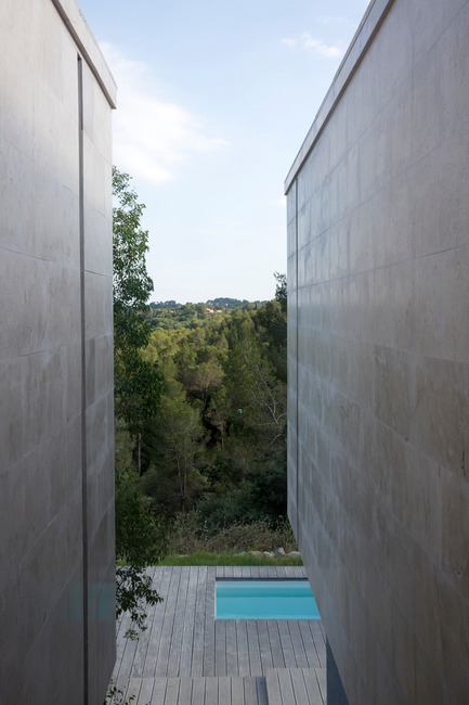 Press kit | 921-03 - Press release | Individual House - Elodie Nourrigat et Jacques Brion architectes - Real Estate - Photo credit: Paul KOZLOWSKI 