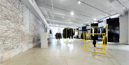 Quai 417 shop invite Zïlon Press kit | 1007-02 - Press release | Quai 417 shop invite Zïlon - Quai 417 - Art - Photo credit: Pierre Bélanger