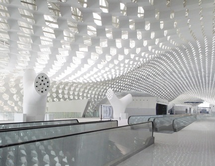 Press kit | 1109-01 - Press release | Shenzhen Bao’an International Airport - Terminal 3 opens 28 November, 2013 - Massimiliano and Doriana Fuksas - Institutional Architecture - Photo credit: Studio Fuksas