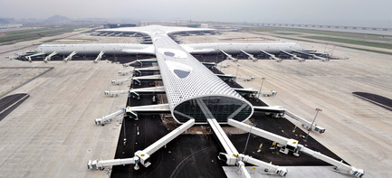 Press kit | 1109-01 - Press release | Shenzhen Bao’an International Airport - Terminal 3 opens 28 November, 2013 - Massimiliano and Doriana Fuksas - Institutional Architecture - Photo credit: Studio Fuksas