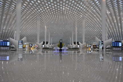 Press kit | 1109-01 - Press release | Shenzhen Bao’an International Airport - Terminal 3 opens 28 November, 2013 - Massimiliano and Doriana Fuksas - Institutional Architecture - Photo credit: Studio Fuksas