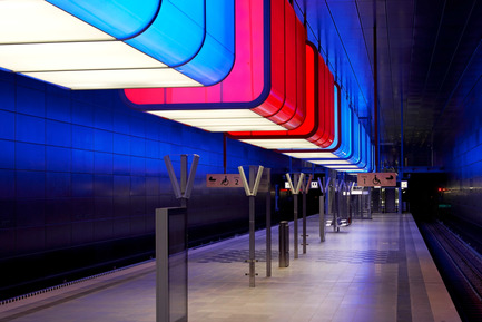 Press kit | 809-10 - Press release | Azure magazine announces the winners of it's 3rd annual AZ Awards - Azure Magazine - Competition - Interiors - Commercial<br><br>HafenCity University Subway Station<br>by Pfarre Lighting Design, Raupach Architekten, Design Stauss Grillmeier