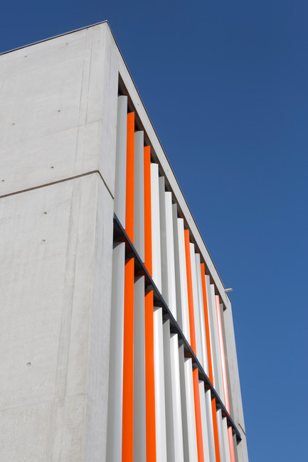 Press kit | 921-02 - Press release | New building at Albert Einstein High School in Bagnols sur Cèze - NBJ architectes - Institutional Architecture - Photo credit: Paul KOZLOWSKI