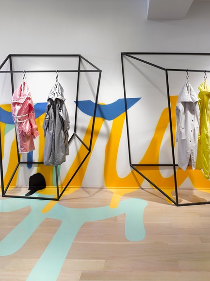 Press kit | 1048-04 - Press release | +tongtong designs fashion retail boutique Annie Aime - +tongtong - Commercial Interior Design - Photo credit: Ben Rahn/A-Frame Inc. 