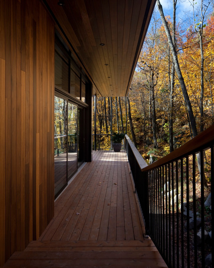 Press kit | 759-02 - Press release | La Source – massage therapy pavilion - Blouin Tardif Architecture-Environnement - Commercial Architecture - Photo credit: Steve Montpetit