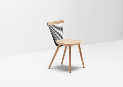 Press kit | 1539-03 - Press release | WW Chair - H Furniture Ltd. - Industrial Design - WW Chair <br>Wood: oak - Photo credit: Peter Guenzel