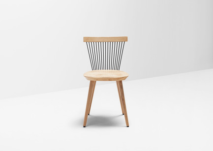 Press kit | 1539-03 - Press release | WW Chair - H Furniture Ltd. - Industrial Design - WW Chair <br>Wood: oak - Photo credit: Peter Guenzel