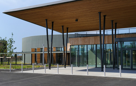 Press kit | 896-03 - Press release | Delivery of the Véolia environnement Centre-Est training Campus - Arte Charpentier Architectes - Institutional Architecture - Photo credit: Geraldine Bruneel