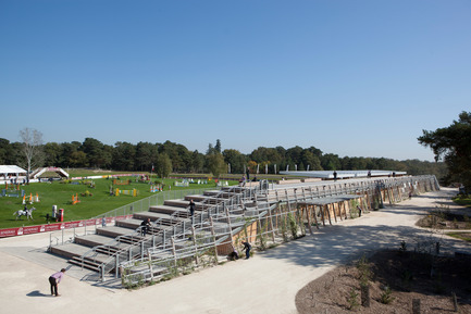 Press kit | 1011-01 - Press release | « LE GRAND STADE » - Joly Loiret - Commercial Architecture - Photo credit: F. Delangle Photographe