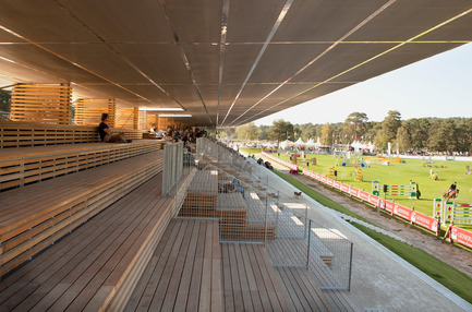 Press kit | 1011-01 - Press release | « LE GRAND STADE » - Joly Loiret - Commercial Architecture - Photo credit: F. Delangle Photographe