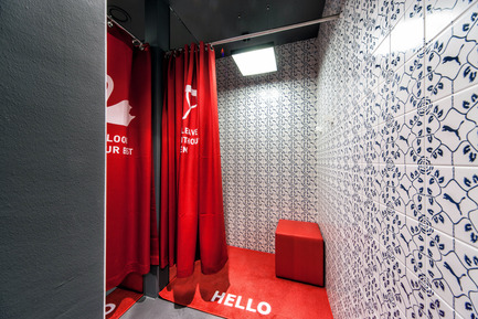 Press kit | 999-01 - Press release | Puma Stores Amsterdam, London and Munich - plajer & franz - Commercial Interior Design - puma store - amsterdam - Photo credit: manuel schlüter