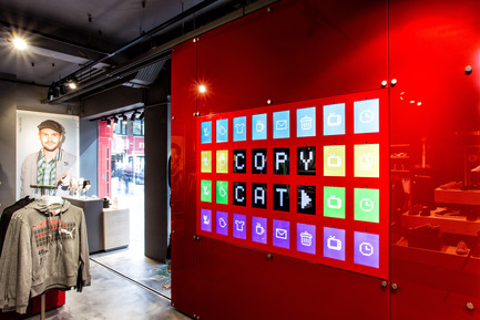 Press kit | 999-01 - Press release | Puma Stores Amsterdam, London and Munich - plajer & franz - Commercial Interior Design - puma store - London - Photo credit: manuel schlüter