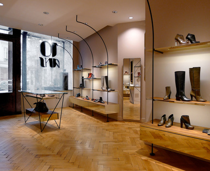 Concept store / Karine Arabian Press kit | 897-01 - Press release | Concept store / Karine Arabian - Joseph Grappin - Commercial Interior Design - Photo credit: Joseph Grappin