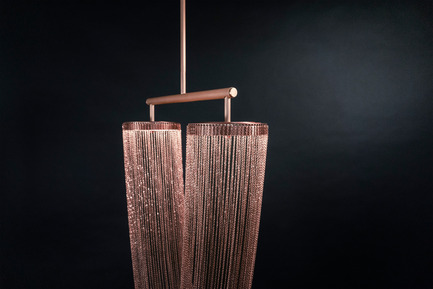 Press kit | 2110-01 - Press release | Larose Guyon's new lighting fixtures collection /Les Ateliers Guyon's new hanging chair - Larose Guyon - Lighting Design - Otéro - Small / Lighting fixture / Larose Guyon - Photo credit: Larose Guyon