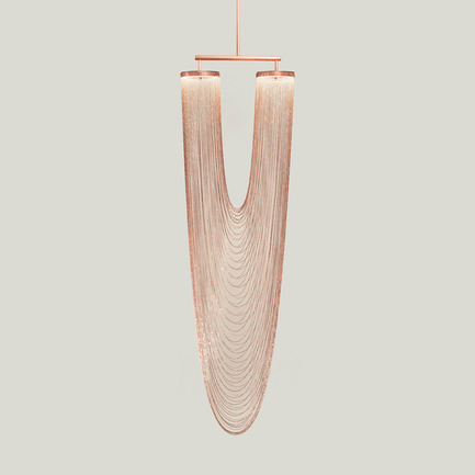 Press kit | 2110-01 - Press release | Larose Guyon's new lighting fixtures collection /Les Ateliers Guyon's new hanging chair - Larose Guyon - Lighting Design - Otéro - Large / Lighting fixture / Larose Guyon - Photo credit: Larose Guyon