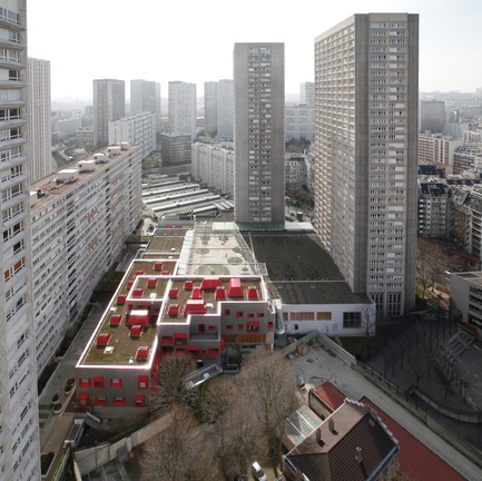 Press kit | 994-01 - Press release | Kindergarten, Dalle des Olympiades, Paris 13th arrondissement - Eva Samuel architecte urbaniste et associés - Institutional Architecture - The photographs are not royalty free, please contact Eva Samuel Architecte Urbaniste & Associes for access. secretariat@evasamuel.fr   Tel. : 33 (0) 1 40 19 03 11 - Photo credit: Gaston Bergeret