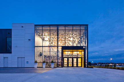 Press kit | 886-01 - Press release | Design of the exhibition center of Sherbrooke - CCM² - Côté Chabot Morel architectes - Commercial Architecture - Photo credit: Stéphane Groleau - stephanegroleau.com