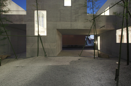 Press kit | 978-01 - Press release | Static Quarry - Ikimono Architects - Residential Architecture - Photo credit: Takashi Fujino / Ikimono Architects