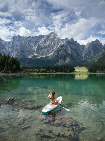 Press kit | 1857-01 - Press release | SipaBoards Bring Fresh Air To Paddleboarding - SipaBoards - Product - Paddleboarding at Laghi di Fusine, Italy - Photo credit:   Uros Podlogar<br>  