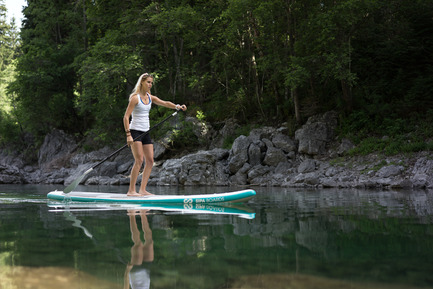 Press kit | 1857-01 - Press release | SipaBoards Bring Fresh Air To Paddleboarding - SipaBoards - Product - SipaBoards’ sleek and smart design provides users with the absolute best paddling experience. - Photo credit: Uros Podlogar