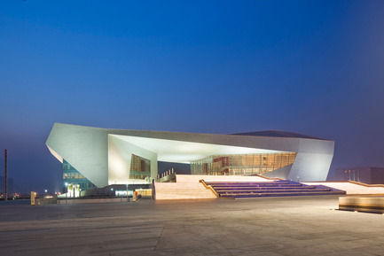 Press kit | 896-01 - Press release | The Shanxi Grand Theater, in Taiyuan (China) - Arte Charpentier Architectes - Institutional Architecture - Photo credit: Shen zhonghai