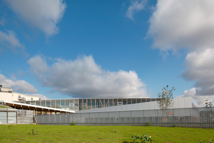 Press kit | 942-01 - Press release | A small school in the Grand Paris - Hubert & Roy architectes et associés - Institutional Architecture - Photo credit: Hérvé, Abbadie photographe