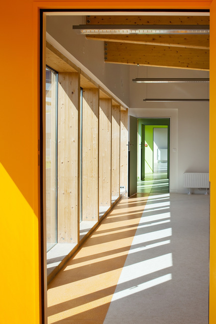 Press kit | 942-01 - Press release | A small school in the Grand Paris - Hubert & Roy architectes et associés - Institutional Architecture - Photo credit: Hérvé, Abbadie photographe