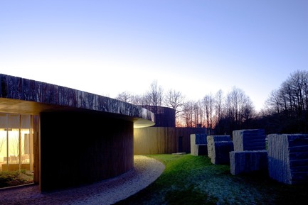 Press kit | 758-01 - Press release | Rennes Metropole's Crematorium - PLAN01 architects - Commercial Architecture - Photo credit: Stéphane Chalmeau