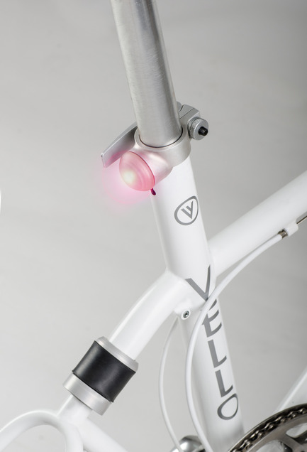 Press kit | 1833-01 - Press release | The first urban compact bike - VELLO bike - Industrial Design - Integrated lights (patent) - Photo credit: V.Kutinkov