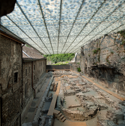 Press kit | 925-01 - Press release | Coverage of archaeological ruins of the abbey of St. Maurice - savioz fabrizzi architectes - Institutional Architecture - PHOTOGRAPHS ARE NOT ROYALTY FREE, PLEASE CONTACT THE PHOTOGRAPHER TO NEGOTIATE USE FOR PUBLICATION:M.Thomas Jantscher thomas@jantscher.ch   Tel.: 00 41 79 341 48 10  - Photo credit: Thomas Jantscher