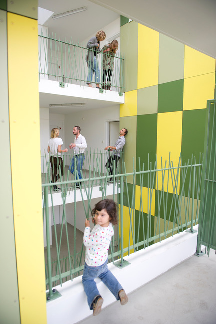 Press kit | 717-02 - Press release | 28 social housing units in Courbevoie - Koz architectes - Real Estate - Photo credit: Guillaume Grasset et Jean-Baptiste Pellerin