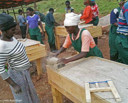 Press kit | 879-01 - Press release | Women’s Opportunity Center in Kayonza, Rwanda - Sharon Davis Design - Institutional Architecture