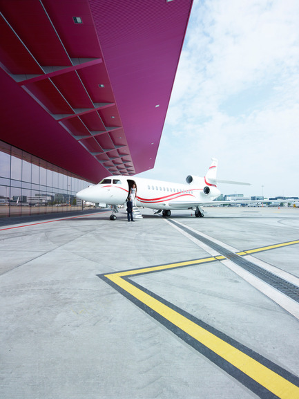 Press kit | 876-01 - Press release | New VVIP (Very, Very Important People) Terminal at Schiphol Airport Amsterdam - VMX Architects - Institutional Architecture - Photo credit: Jeroen Musch