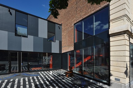 Press kit | 558-04 - Press release | Theatre Denise Pelletier - Saia Barbarese Topouzanov Architectes - Competition - Photo credit: Vladimir Topouzanov