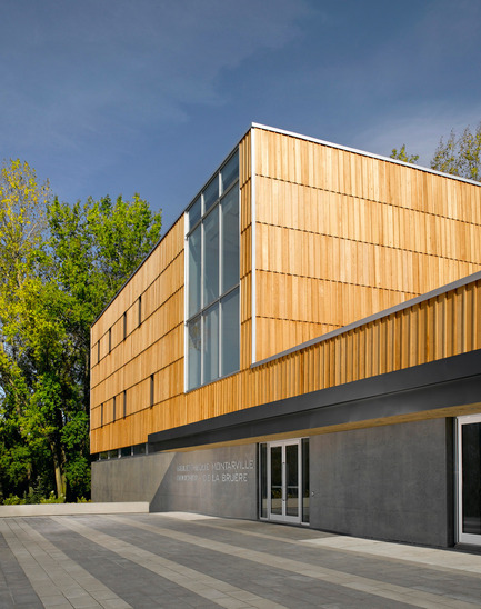 Press kit | 755-01 - Press release | The Montarville - Boucher De la Bruère Public Library - BGLA | Architecture + Design urbain - Institutional Architecture - Photo credit: Christian Perreault