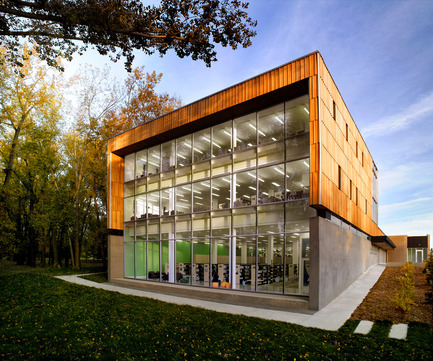 Press kit | 755-01 - Press release | The Montarville - Boucher De la Bruère Public Library - BGLA | Architecture + Design urbain - Institutional Architecture - Photo credit: Christian Perreault