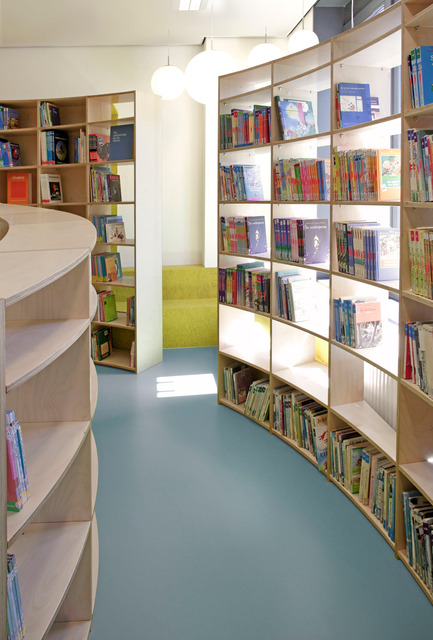 Press kit | 1051-01 - Press release | Spiral Shaped Library - Studio Dave Keune - Institutional Interior Design - Photo credit: Raoul Kramer