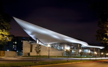 Press kit | 2197-01 - Press release | Bing Thom 1940-2016 - Bing Thom Architects - Institutional Architecture - Arena Stage, Washington, DC - Photo credit:  <br class="">        Nic Lehoux 