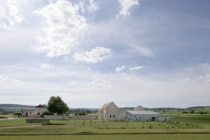 Press kit - Press release - Conversion of the Former Hospital of Meursault - JUNG Architectures & Simon Buri