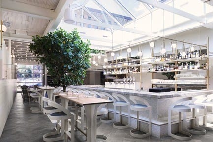 Press kit - Press release - Restaurant "Perles et Paddock" - FX Studio by clairoux